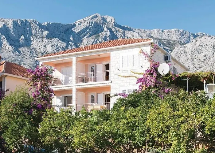 Apartments Zdravko - Comfortable & Close To The Sea