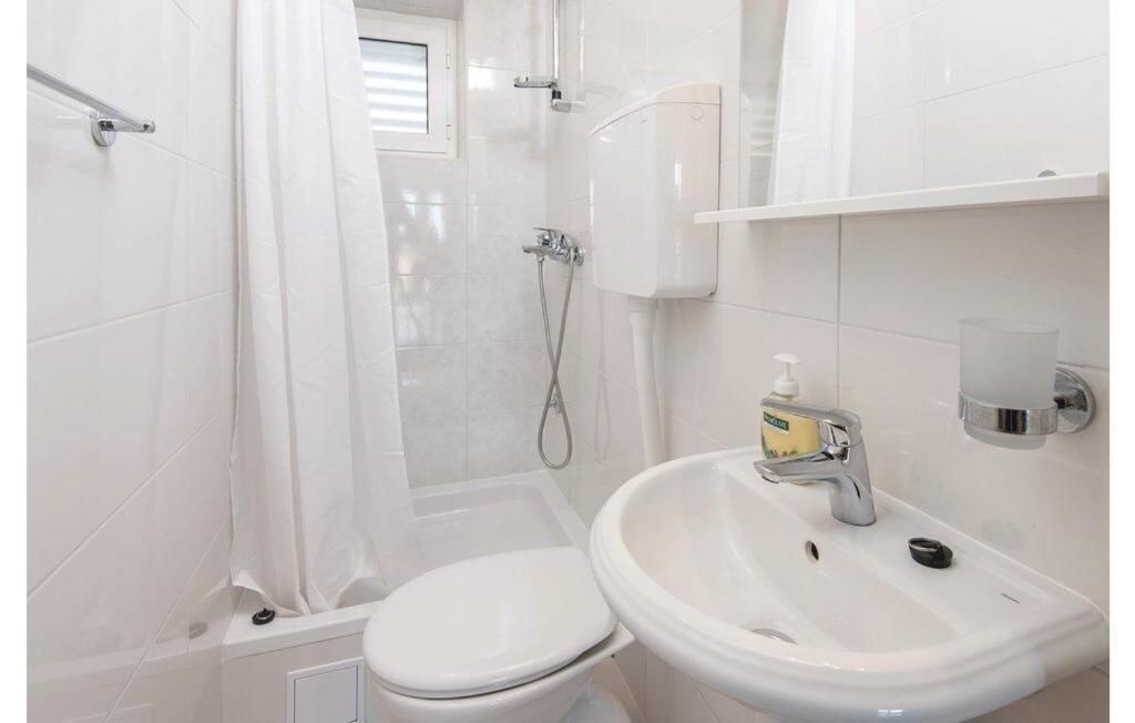 Zdravko - Comfortable & Close To The Sea Apartment Orebic