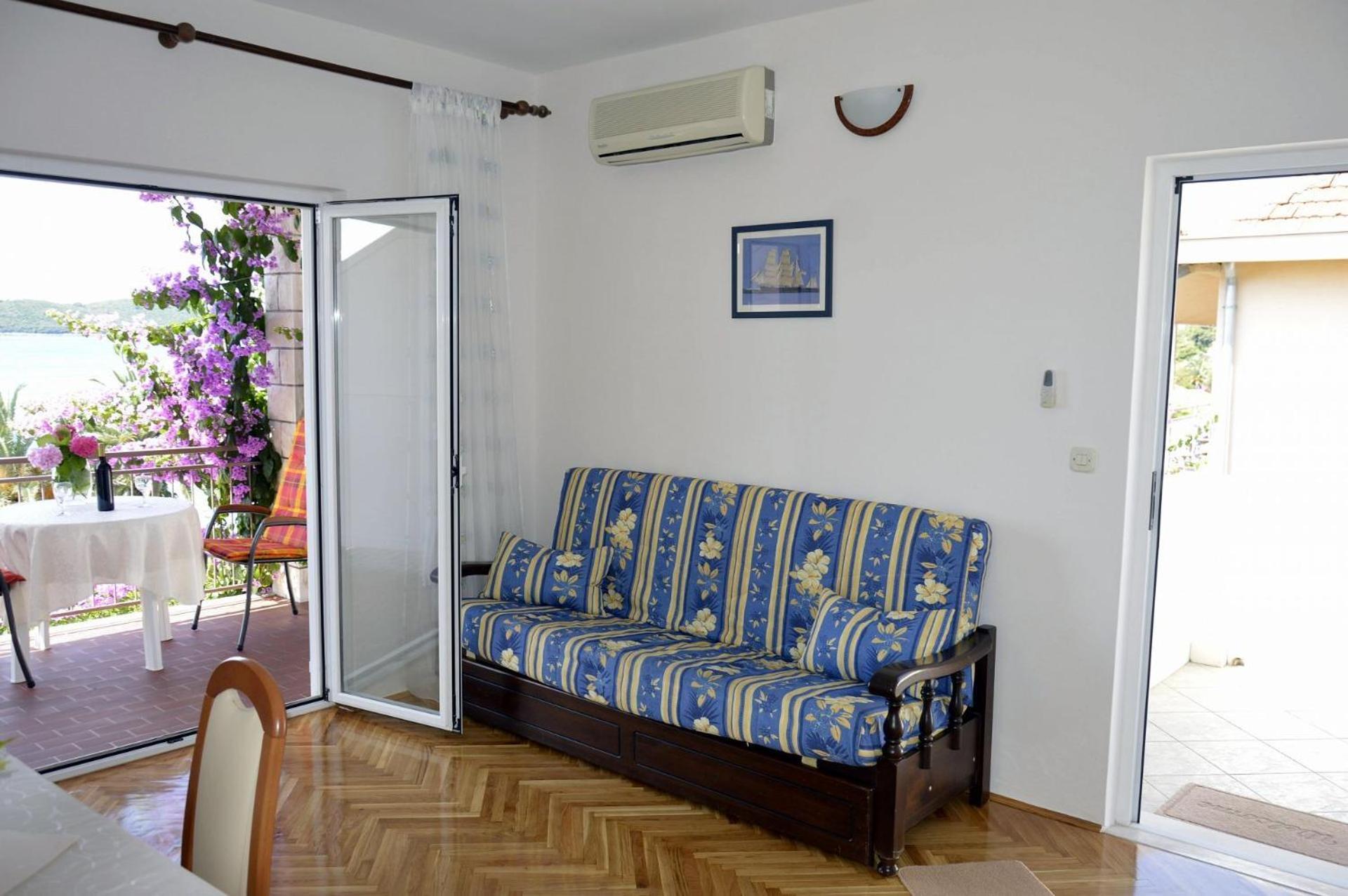 Zdravko - Comfortable & Close To The Sea