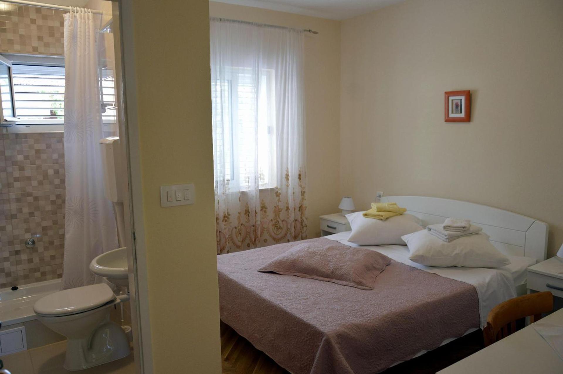 Zdravko - Comfortable & Close To The Sea Apartment Orebic